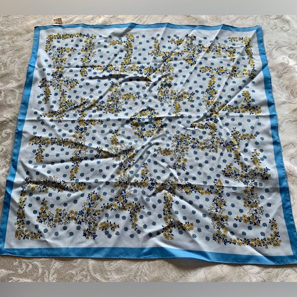 Vintage TREVIRA Texture Made In Italy Scarf 100% Polyester
